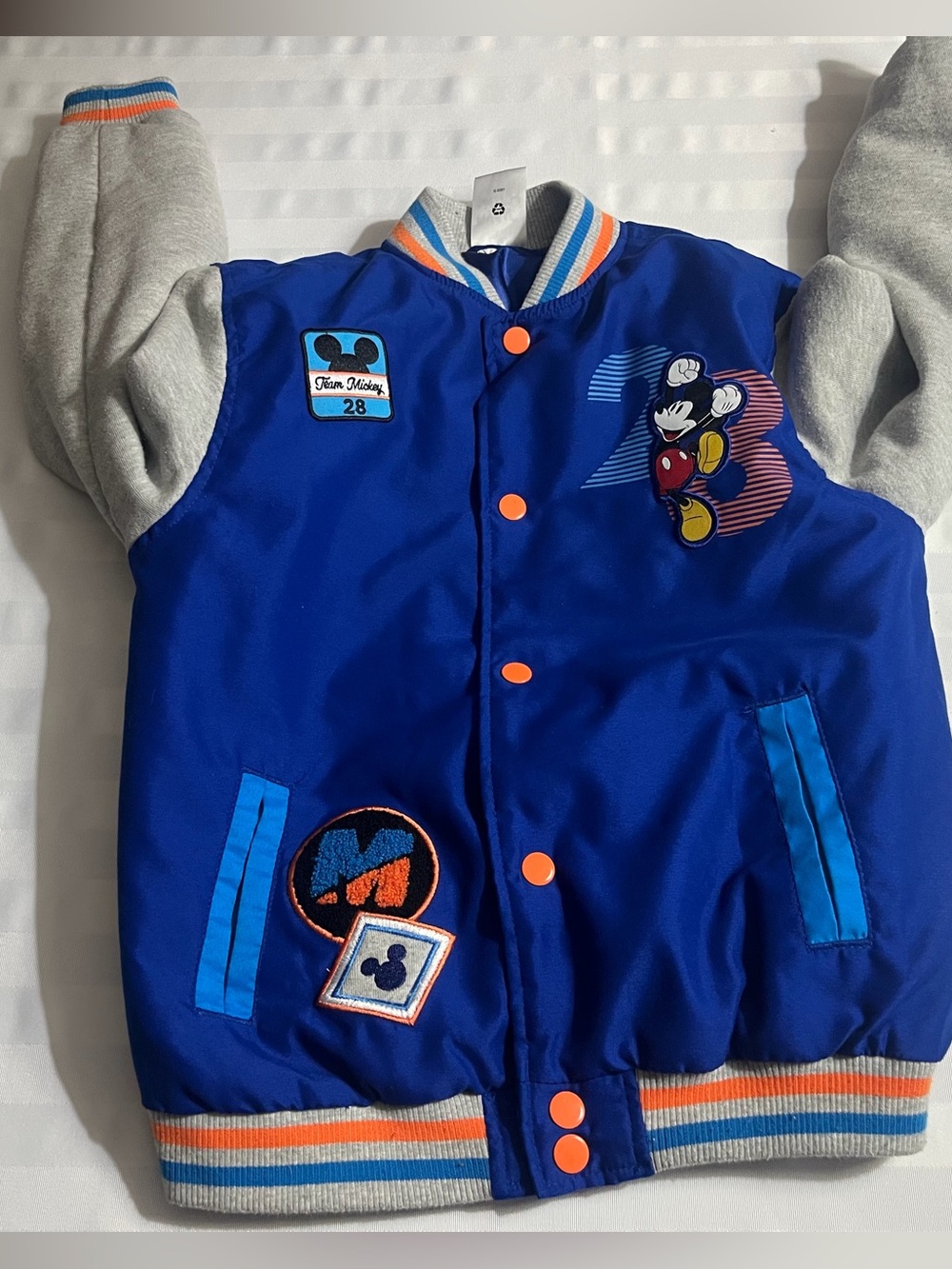 Disney Team Mickey varsity-style jacket for kids, size 7/8.
Snap-
